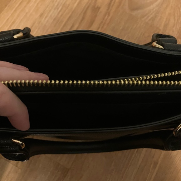 Black Nine West handbag - Picture 3 of 4